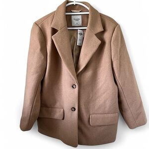 NEW WITH TAGS! Abercrombie & Fitch - Women’s Coat - Tan - Size XL